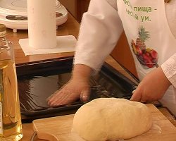 Пирожки с овощной начинкой и плюшки, рецепты на сайте ЦДР