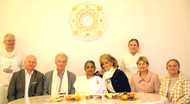 Lyubov Kazarnovskaya, famous opera singer, visits Brahma Kumaris, Spiritual Development Center